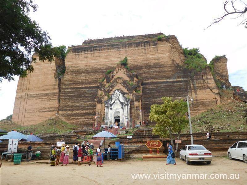 Mingun-Pahtodawgyi-Pagoda-Visit-Myanmar (1)