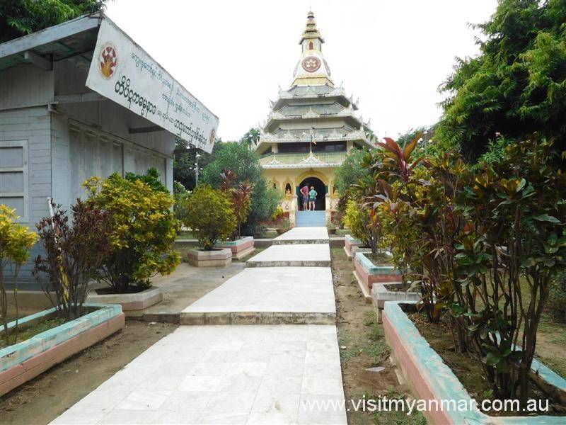 Mingun-Sayadaw-Pagoda-Mandalay-Visit-Myanmer (1)