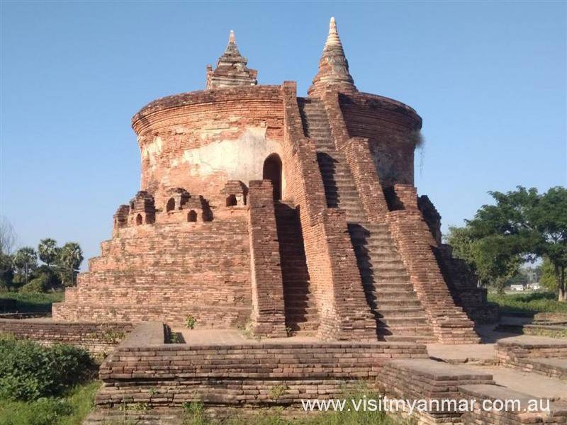 Myint-Mo-Taung-Pagoda-Inwa-Visit-Myanmar (2)