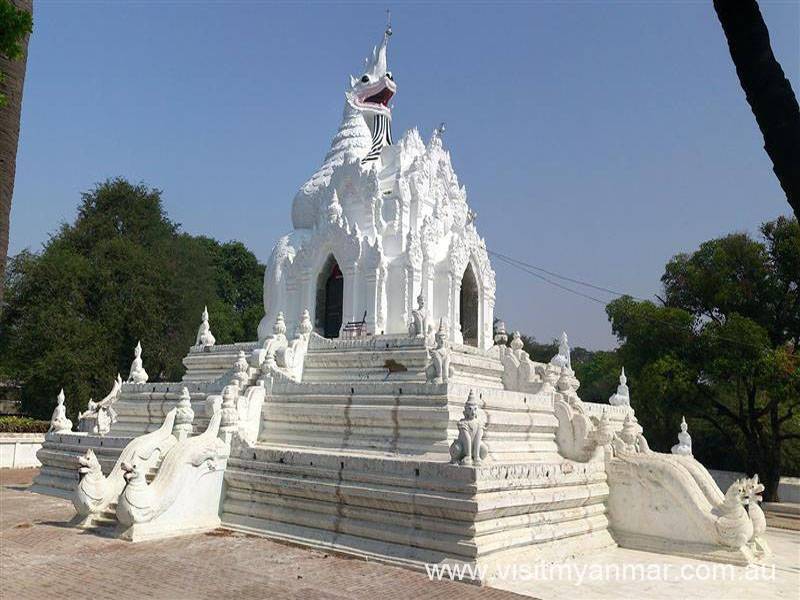 Nagayon-Pagoda-Amarapura-Mandalay-2017-Visit-Myanmar